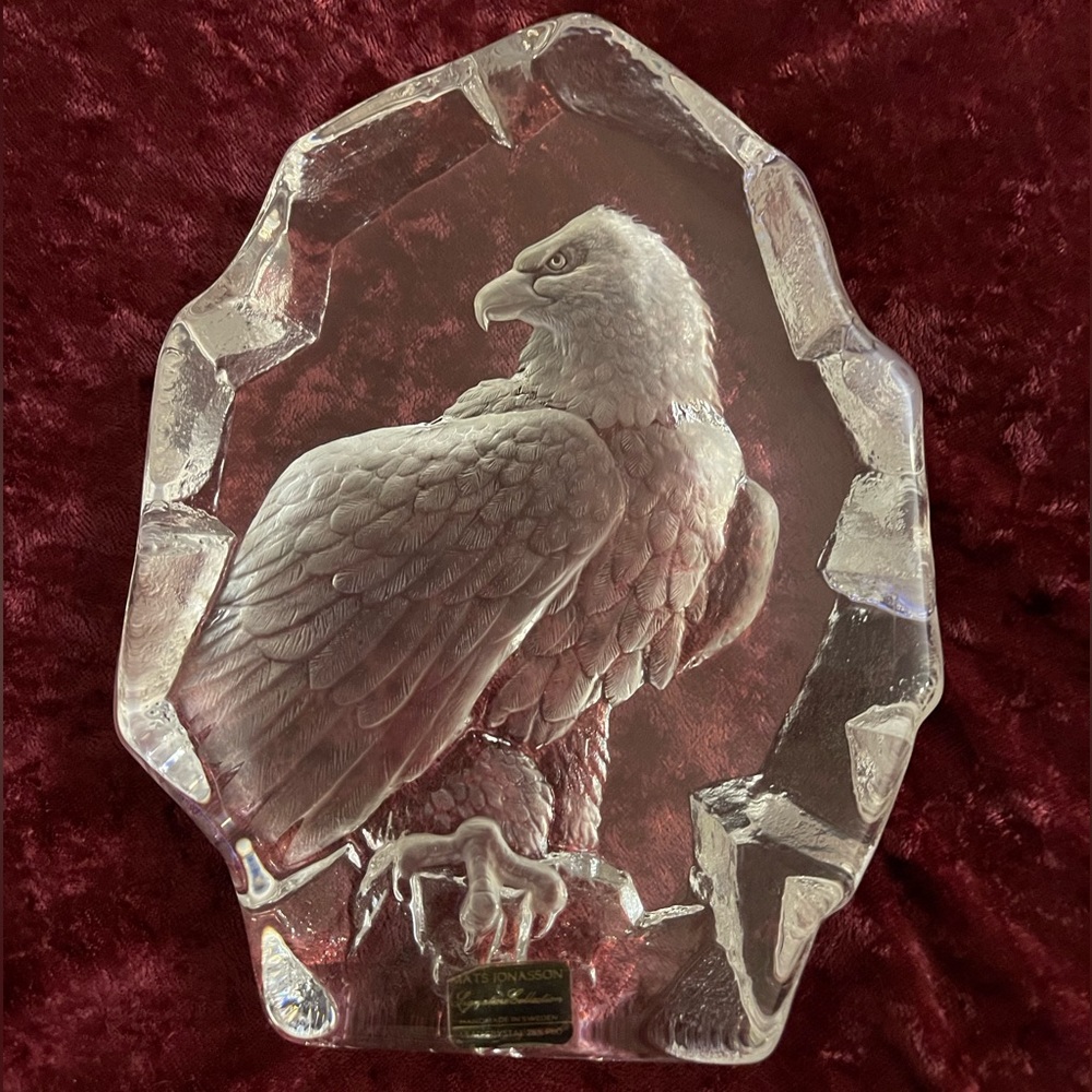 Vintage Mats Jonasson Sweden Lead Crystal Bald Eagle Paperweight Sculpture